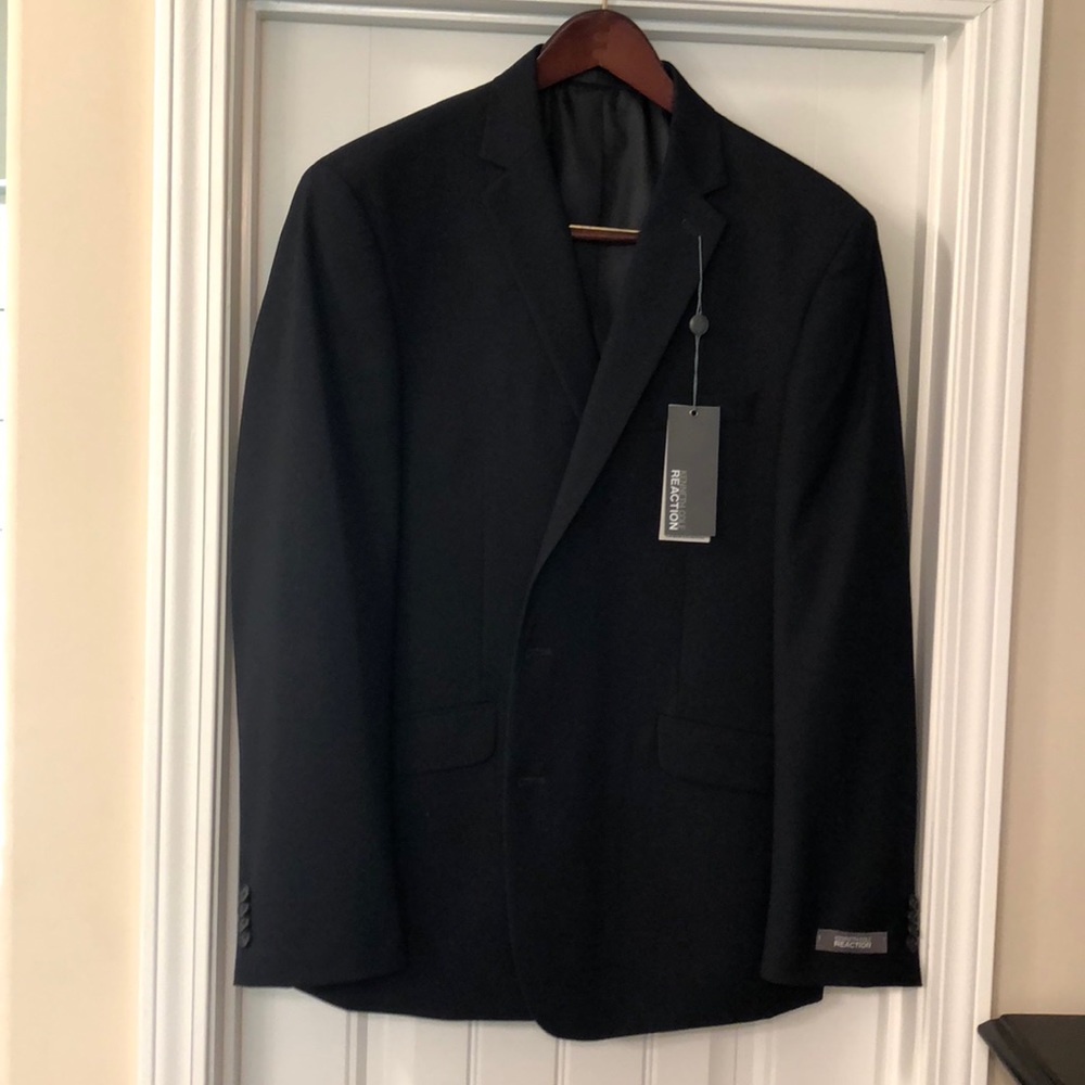 Kenneth Cole Reaction suit 44R 38x29 NWT